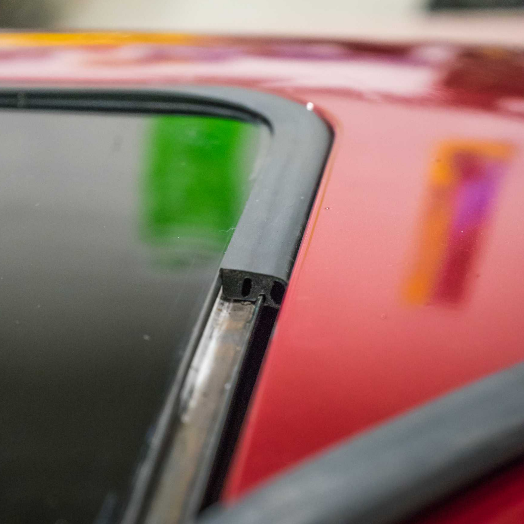 New S14 Roof Seal